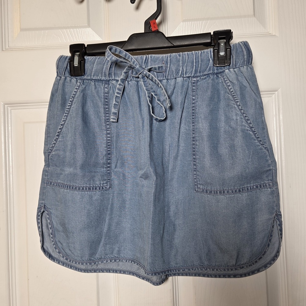 Express sz XS blue chambray short skirt NWT elastic waist lightweight casual